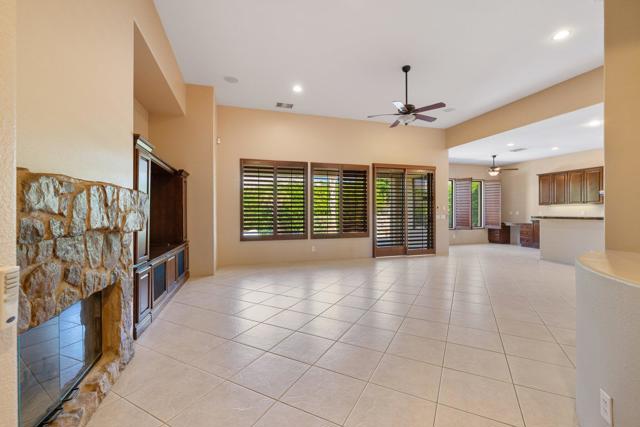 49595 Marne Court, La Quinta CA: https://media.crmls.org/mediaz/322878df-2b4f-402f-b4ea-03cb93e41a3b.jpg