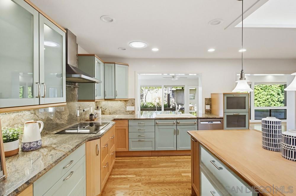 8635 Cliffridge - photo 12