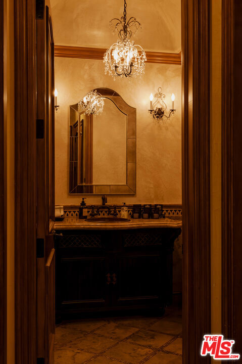 https://media.crmls.org/mediaz/3229463b-5824-45c4-ac90-ce7ebc177ebf.jpg?preset=X-Large