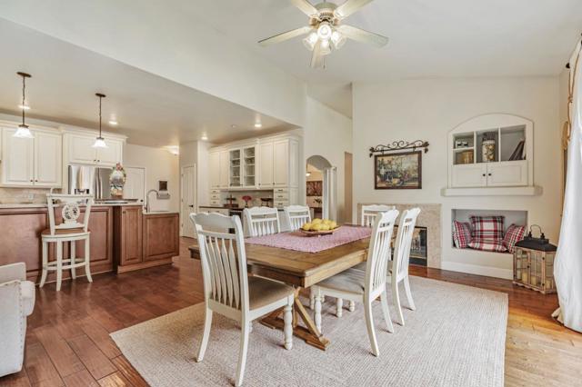 44737 Sun Valley Drive, King City CA: https://media.crmls.org/mediaz/322a27ce-1866-486e-a49d-b684253a87ad.jpg