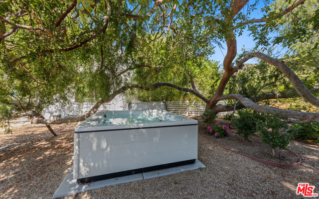 30060 Harvester Road, Malibu, California 90265, 2 Bedrooms Bedrooms, ,2 BathroomsBathrooms,Single Family Residence,For Sale,Harvester,24433003