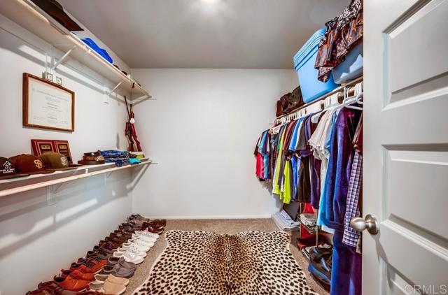 29146 Quarry Way, Lake Elsinore CA: https://media.crmls.org/mediaz/322dda7a-9146-4da7-8531-a2ad6fae241d.jpg