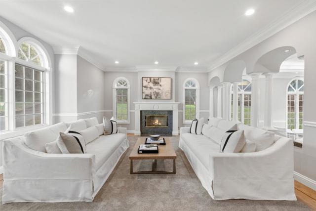 13206 Wright Way, Los Altos Hills CA: https://media.crmls.org/mediaz/322e6fbb-eb5e-4740-a7a9-2c566b693e78.jpg