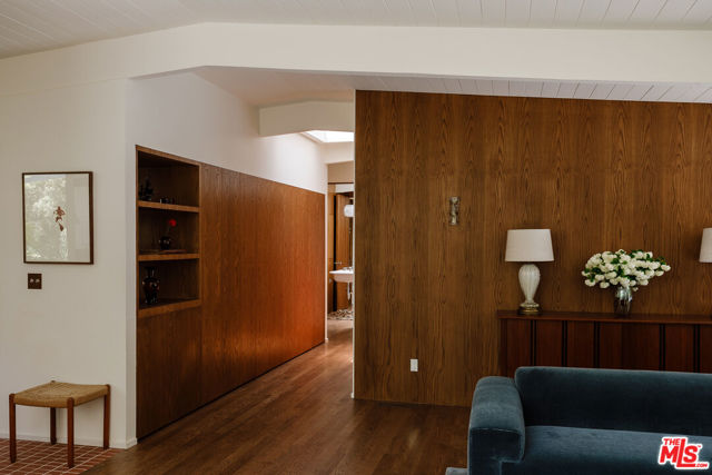 8945 Wonderland Park Avenue, Los Angeles CA: https://media.crmls.org/mediaz/322f28f8-e5ce-4a04-b9b2-f319ba82e5d6.jpg