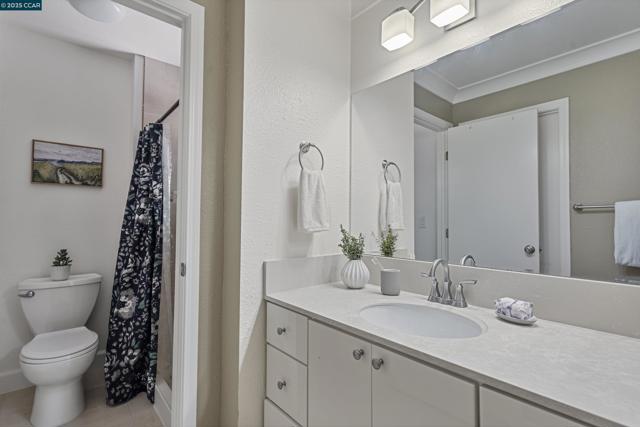 321 Via Cordova Ln, Martinez CA: https://media.crmls.org/mediaz/322fea71-67f7-418d-ac1c-9e5081454ce2.jpg