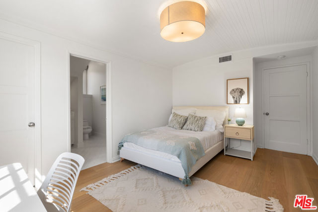 Drew Fenton | 31202 Broad Beach Road Malibu CA | MLS: 7104952