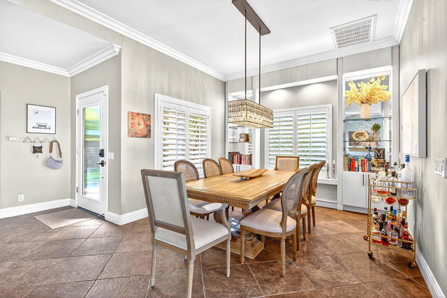 10 Colonial Drive, Rancho Mirage CA: https://media.crmls.org/mediaz/323402a1-50f1-41f8-97af-816024563d33.jpg