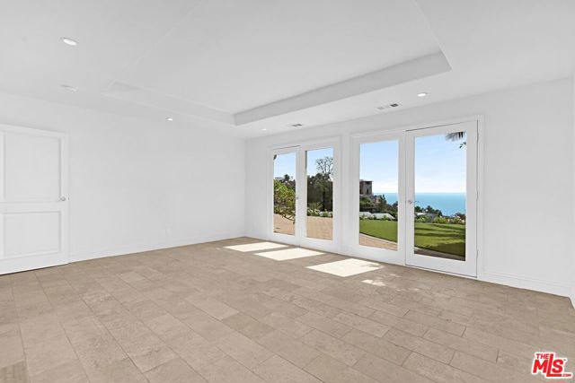 16910 West Sunset Boulevard photo 17
