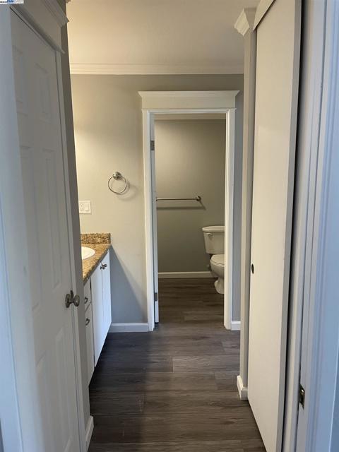 185 Sierra Dr, Walnut Creek CA: https://media.crmls.org/mediaz/32340730-75e0-4d3f-8738-8b5bab0ec114.jpg