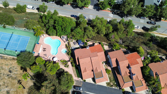 5964 Ruthwood Drive, Calabasas CA: https://media.crmls.org/mediaz/32340cfb-b79e-47dd-ae5a-82e09063d66c.jpg