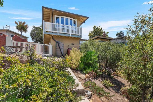 4532 Max Dr., San Diego CA: https://media.crmls.org/mediaz/3234794e-af12-43c5-bd12-e7df848ef3ad.jpg
