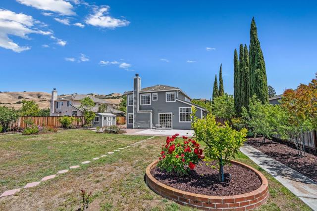 6261 Running Springs Road, San Jose CA: https://media.crmls.org/mediaz/32347acb-0e7a-4311-acb8-49a4a1ef6b7b.jpg