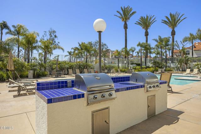 273 Camino Toluca, Camarillo CA: https://media.crmls.org/mediaz/3234c898-57dd-4fda-aafa-7e8fe846efba.jpg