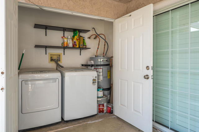 505 S Farrell Drive, Palm Springs CA: https://media.crmls.org/mediaz/3235579b-220b-4d80-8754-7a12a150f0ef.jpg