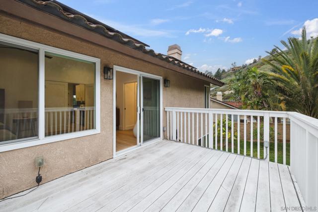 28145 Shady Meadow Ln, Yorba Linda CA: https://media.crmls.org/mediaz/323557d3-7b80-40e1-9159-e41f72aba569.jpg