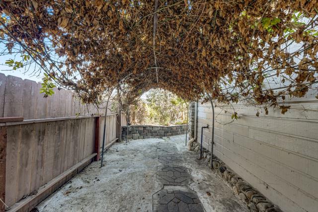 Image 52 of 67 For 2608 La Costa Ave