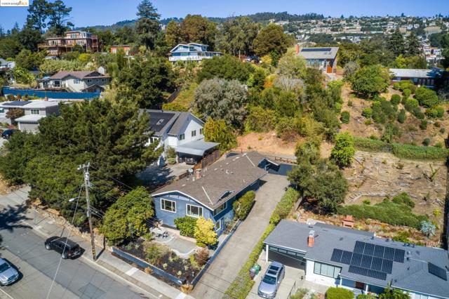 Image 5 of 57 For 4134 Harbor View Ave