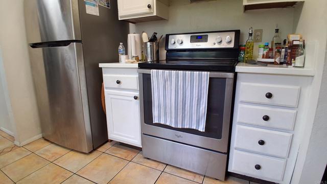 Detail Gallery Image 7 of 33 For 1373 Evergreen Dr, Cardiff By The Sea,  CA 92007 - 3 Beds | 1/1 Baths