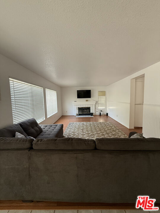 44752 Ranchwood Avenue, Lancaster CA: https://media.crmls.org/mediaz/323727b2-3fda-4477-b738-68f78b450e19.jpg