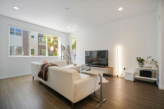 323 Flinder Place, San Jose CA: https://media.crmls.org/mediaz/3237431f-f528-4c97-8234-833c9dc059f5.jpg