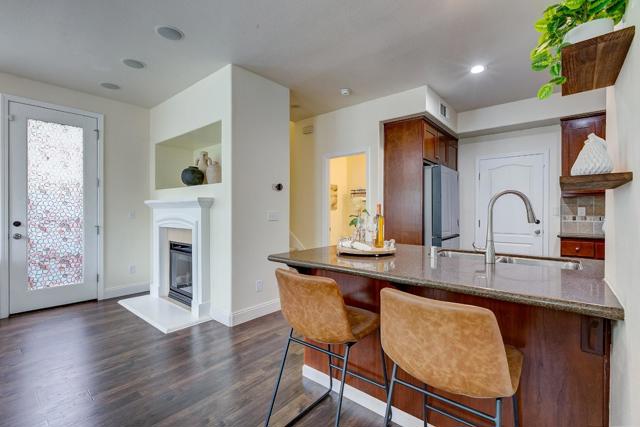 582 Cottage Park Drive, Hayward CA: https://media.crmls.org/mediaz/3237db19-627d-41c8-aced-64fc3404d179.jpg