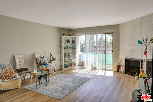 12325 Chandler Boulevard photo 3