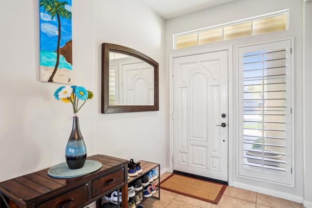 60920 Living Stone Drive, La Quinta CA: https://media.crmls.org/mediaz/32389e36-0337-4fb5-b21b-ce2f818a009b.jpg