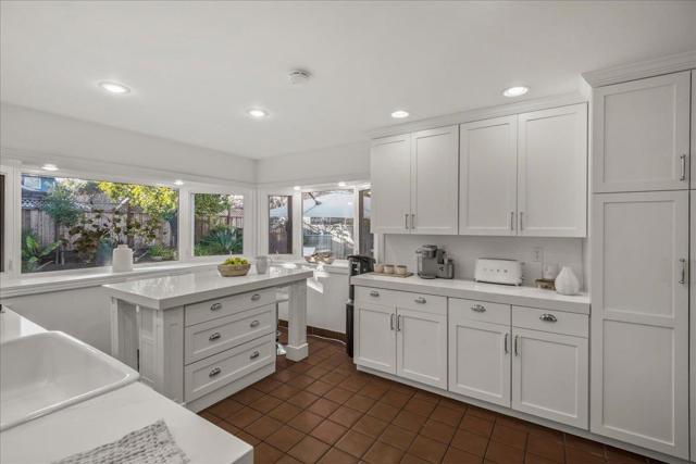 305 Albert Drive, Los Gatos CA: https://media.crmls.org/mediaz/323a4c30-00b0-4c35-b32a-b6a6913a89a5.jpg