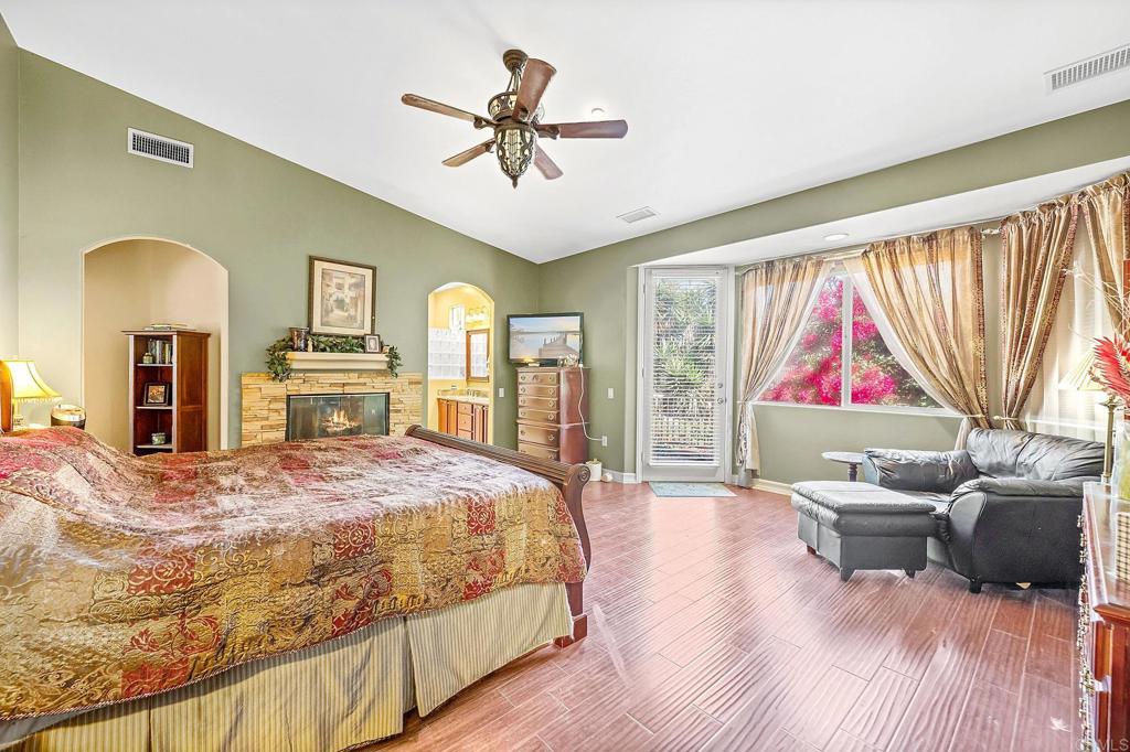 323B8E2E 585E 4F70 83E3 Aa7478585C61 1175 York Drive, Vista, Ca 92084 &Lt;Span Style='BackgroundColor:transparent;Padding:0Px;'&Gt; &Lt;Small&Gt; &Lt;I&Gt; &Lt;/I&Gt; &Lt;/Small&Gt;&Lt;/Span&Gt;