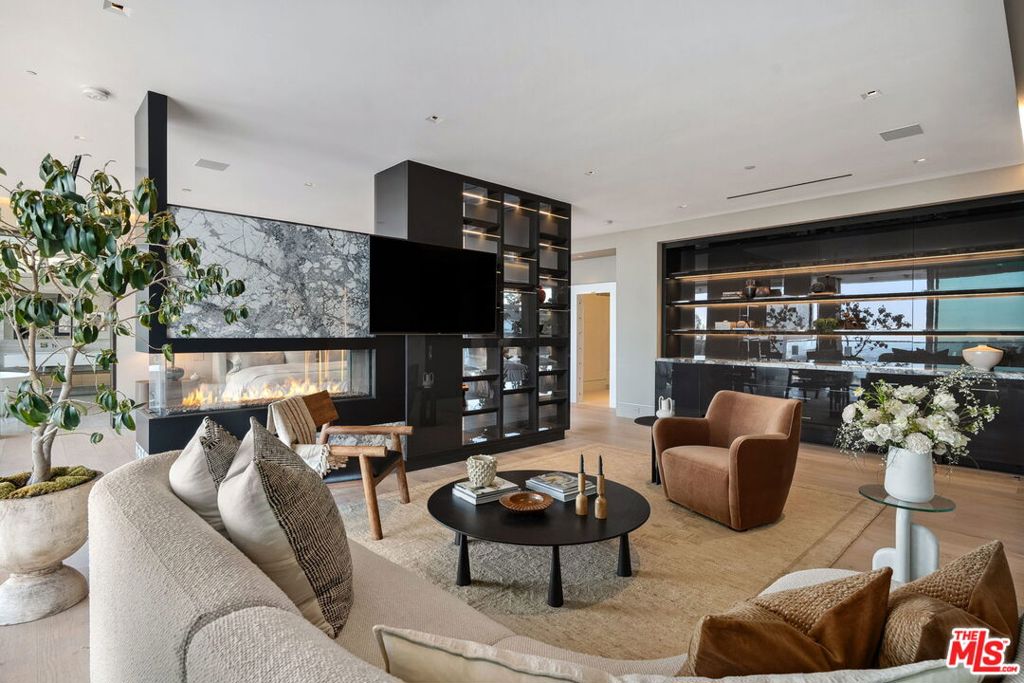 MLS #25488287 img 32