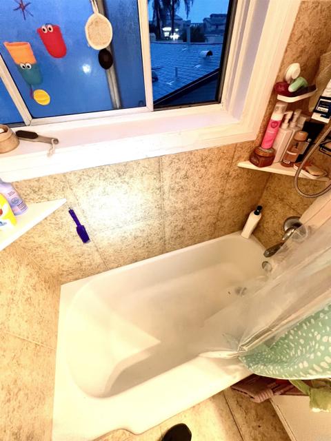 4162 4164 38Th Street, San Diego CA: https://media.crmls.org/mediaz/323f076d-8dbb-43f8-a255-8c96e360aee1.jpg