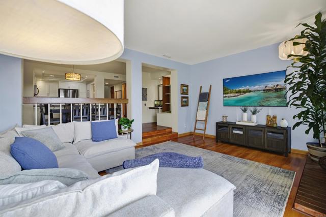 Detail Gallery Image 13 of 33 For 1337 Gary Ln, Escondido,  CA 92026 - 2 Beds | 2/1 Baths