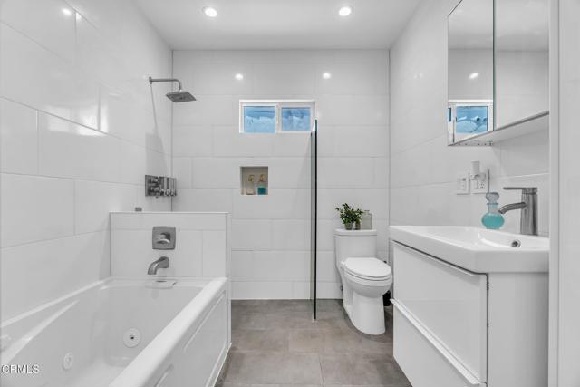 1455 E California Avenue, Glendale CA: https://media.crmls.org/mediaz/3241a466-c458-432e-9134-0ec419bb7e4f.jpg