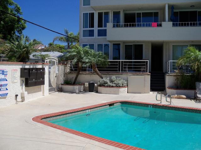 3920 Riviera Drive, San Diego CA: https://media.crmls.org/mediaz/3241c563-3f69-45a6-a369-5654338961ed.jpg