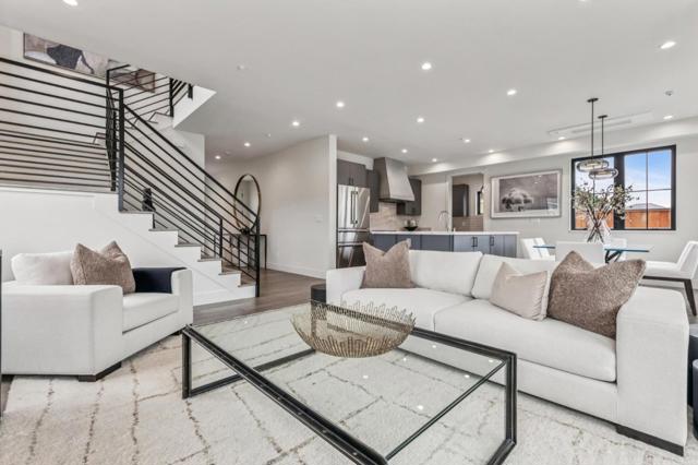 587 Creekside Court, Half Moon Bay CA: https://media.crmls.org/mediaz/3242000a-e6d8-4952-a9c5-736e3a8e82bb.jpg