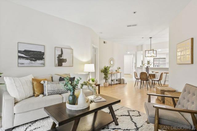 3405 Florida St, San Diego CA: https://media.crmls.org/mediaz/324249da-3d00-4751-ab25-a7b84616e3b5.jpg
