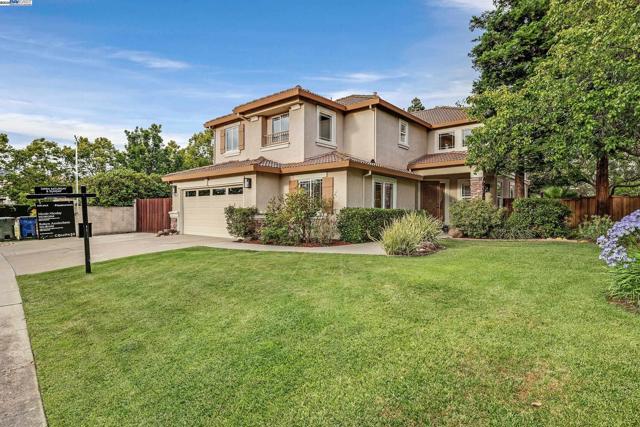 1787 Maralisa Lane, Livermore CA: https://media.crmls.org/mediaz/324381b2-3a2c-478b-83f8-132ef75b7abf.jpg