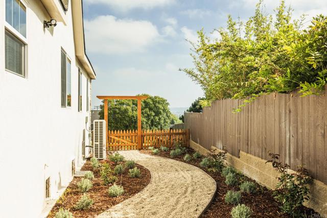 Detail Gallery Image 61 of 64 For 3951 Atascadero Dr, San Diego,  CA 92107 - 4 Beds | 3 Baths