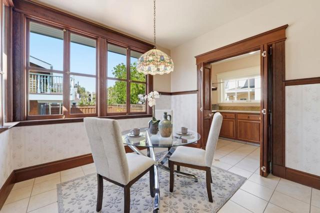 809 E 5th Avenue, San Mateo CA: https://media.crmls.org/mediaz/324453bb-b720-49b2-94f9-fdd2b9273f33.jpg