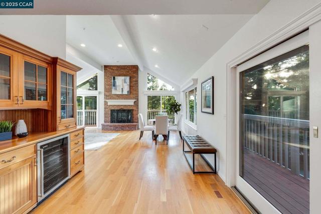 9 Irvine Drive, Moraga CA: https://media.crmls.org/mediaz/32450bce-6bac-4502-ad71-502d5764089d.jpg