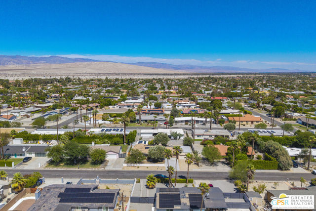 2222 N Acacia Road, Palm Springs CA: https://media.crmls.org/mediaz/32455aab-bc89-4d69-9a82-04aa349f66e2.jpg