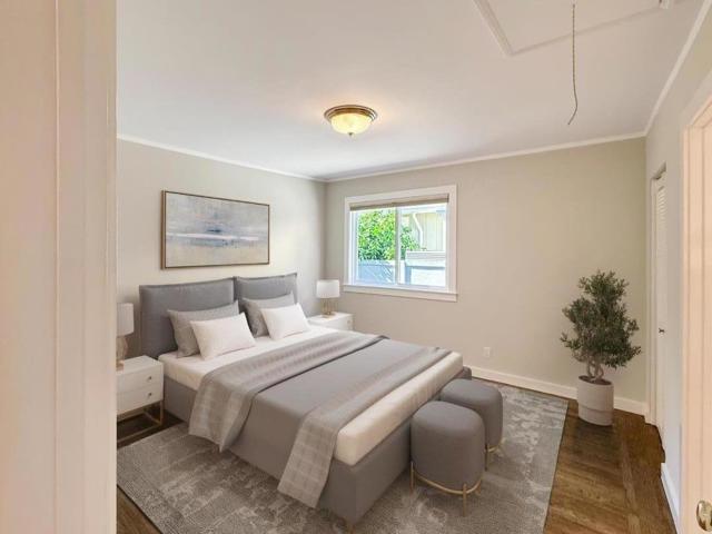 663 17th Avenue, Menlo Park CA: https://media.crmls.org/mediaz/3245e427-82cd-4bad-8ab1-559ce13c1b26.jpg