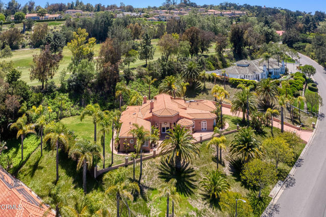 1690 Calle Tierra Vista, Camarillo CA: https://media.crmls.org/mediaz/3246a802-ea2b-4401-a127-a100a1628268.jpg