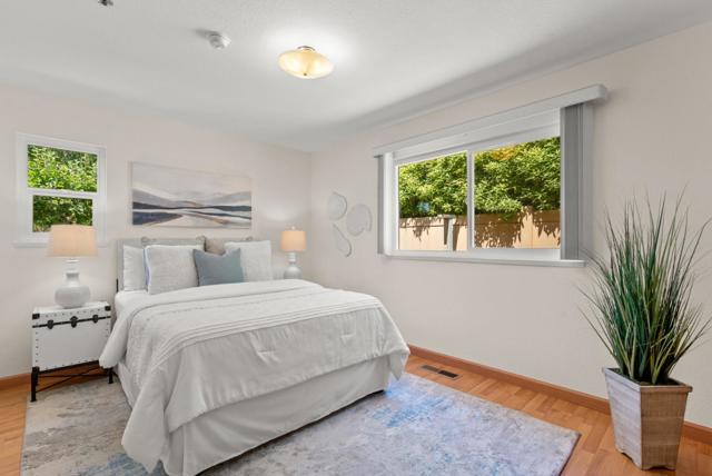 816 Pelton Avenue, Santa Cruz CA: https://media.crmls.org/mediaz/32479b8a-a89f-4bbf-8afa-b9ced54beb9c.jpg
