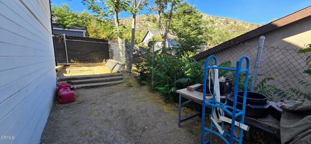 4141 Willow Trail, Frazier Park CA: https://media.crmls.org/mediaz/324951cc-f33e-4ab4-90a9-3f8a7983bcdf.jpg
