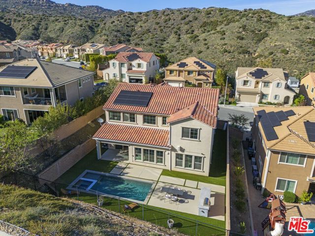 24220 Sterling Ranch Road, West Hills CA: https://media.crmls.org/mediaz/32496705-caa8-4bc4-9341-b4c9d37aa240.jpg