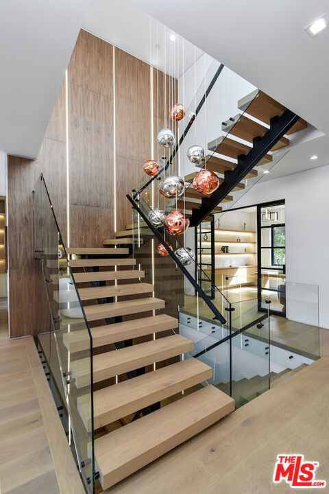 13015 Greenleaf StreetStudio City img 21