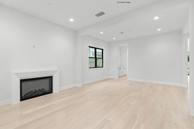 Image 6 of 16 For 15236 Dickens Avenue