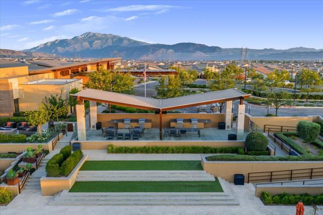 1514 Overpark Lane, Beaumont CA: https://media.crmls.org/mediaz/324b9d1e-ebe1-4576-ac8d-6ca3ad0528e3.jpg