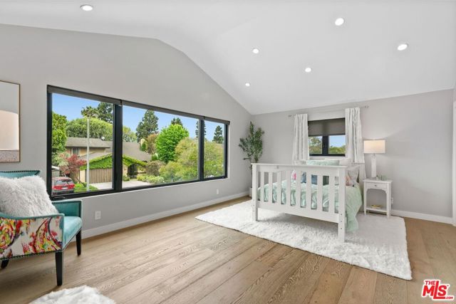 3134 Granville Avenue, Los Angeles CA: https://media.crmls.org/mediaz/324ba186-07d8-486d-affc-bc44b0d96aaa.jpg